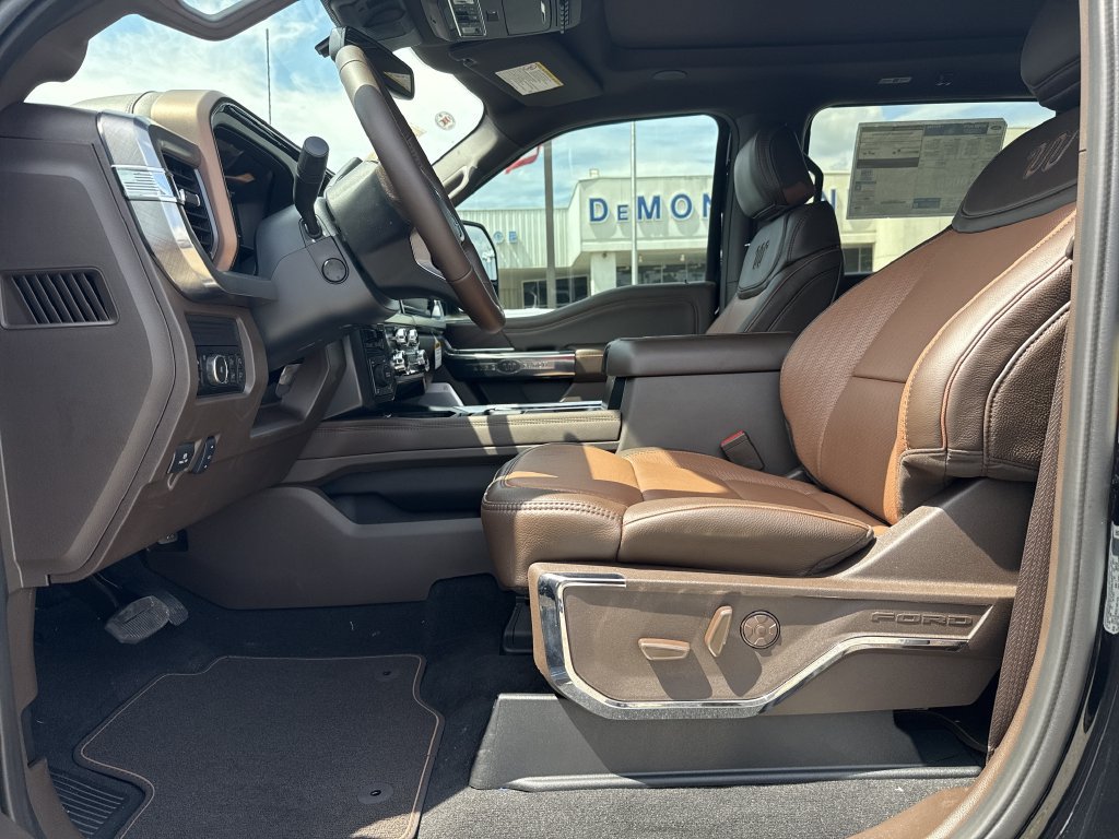 New 2026 Ford F250 King Ranch w/ Chrome Package AWD/4WD image 12