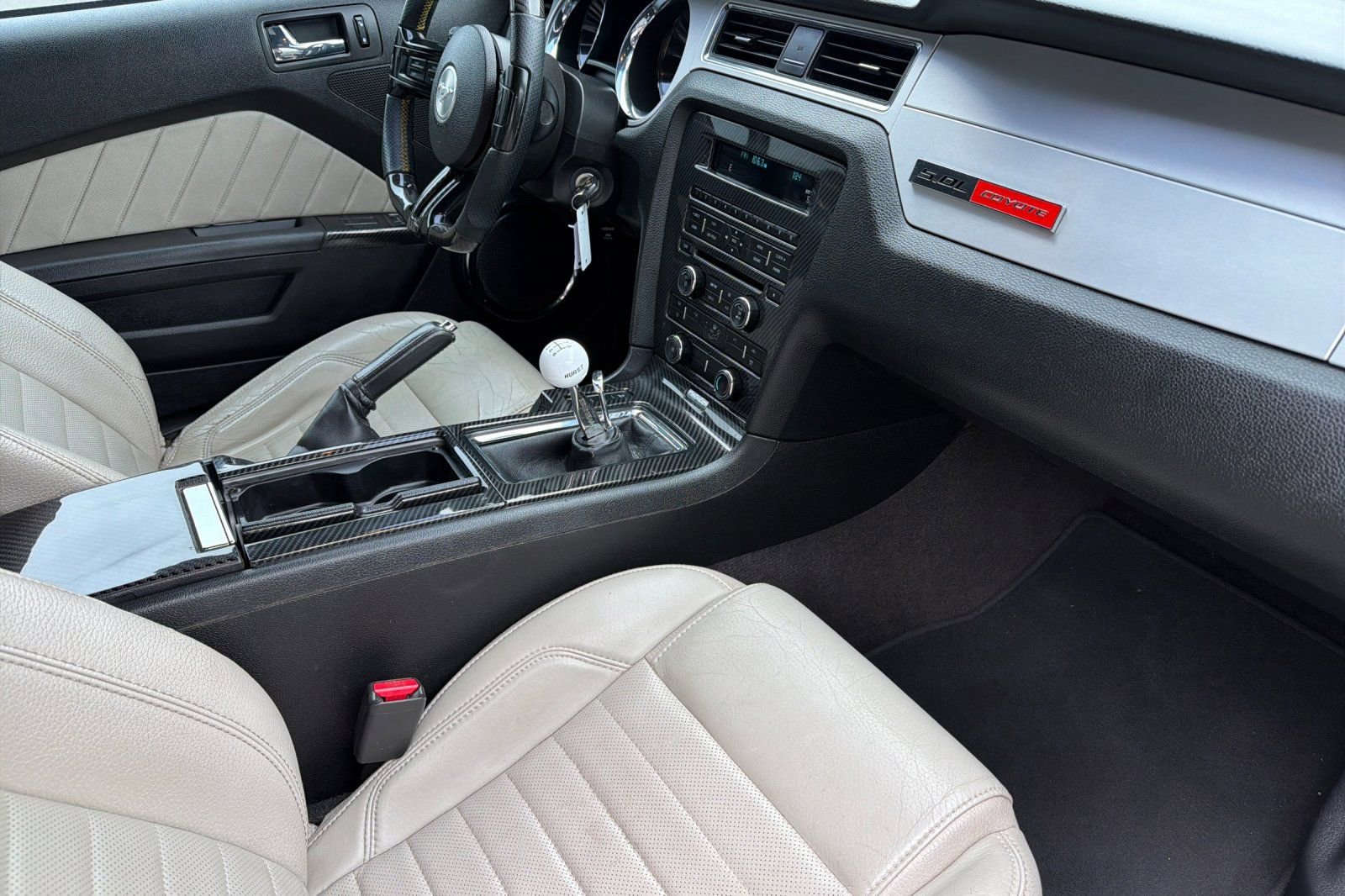 Used 2012 Ford Mustang GT Premium image 14