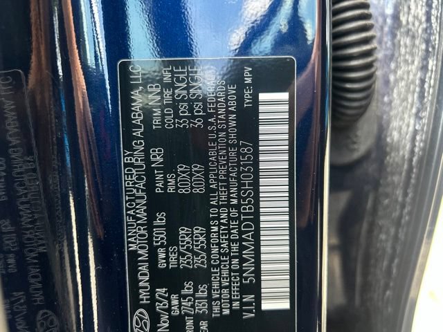Used 2025 Genesis GV70 2.5T AWD/4WD image 21