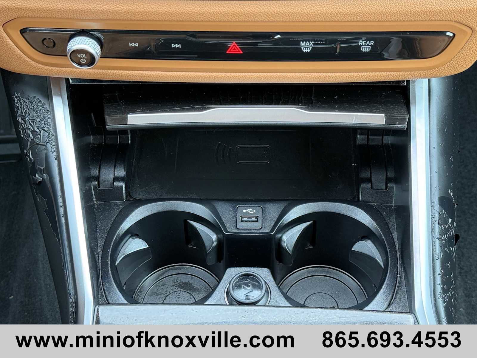 Used 2023 BMW 330i xDrive Sedan w/ Premium Package image 21