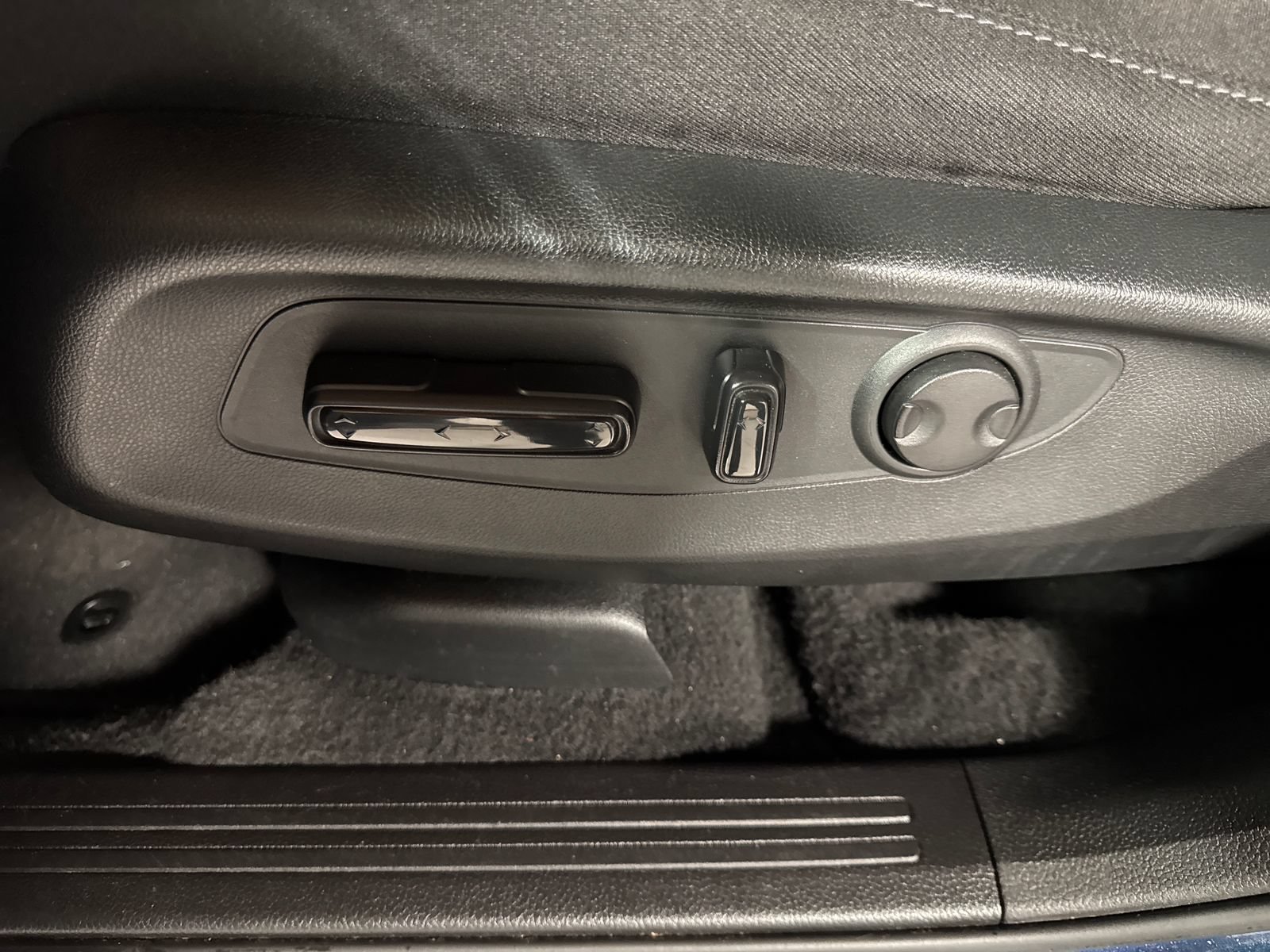 Certified 2024 Honda CR-V EX image 15