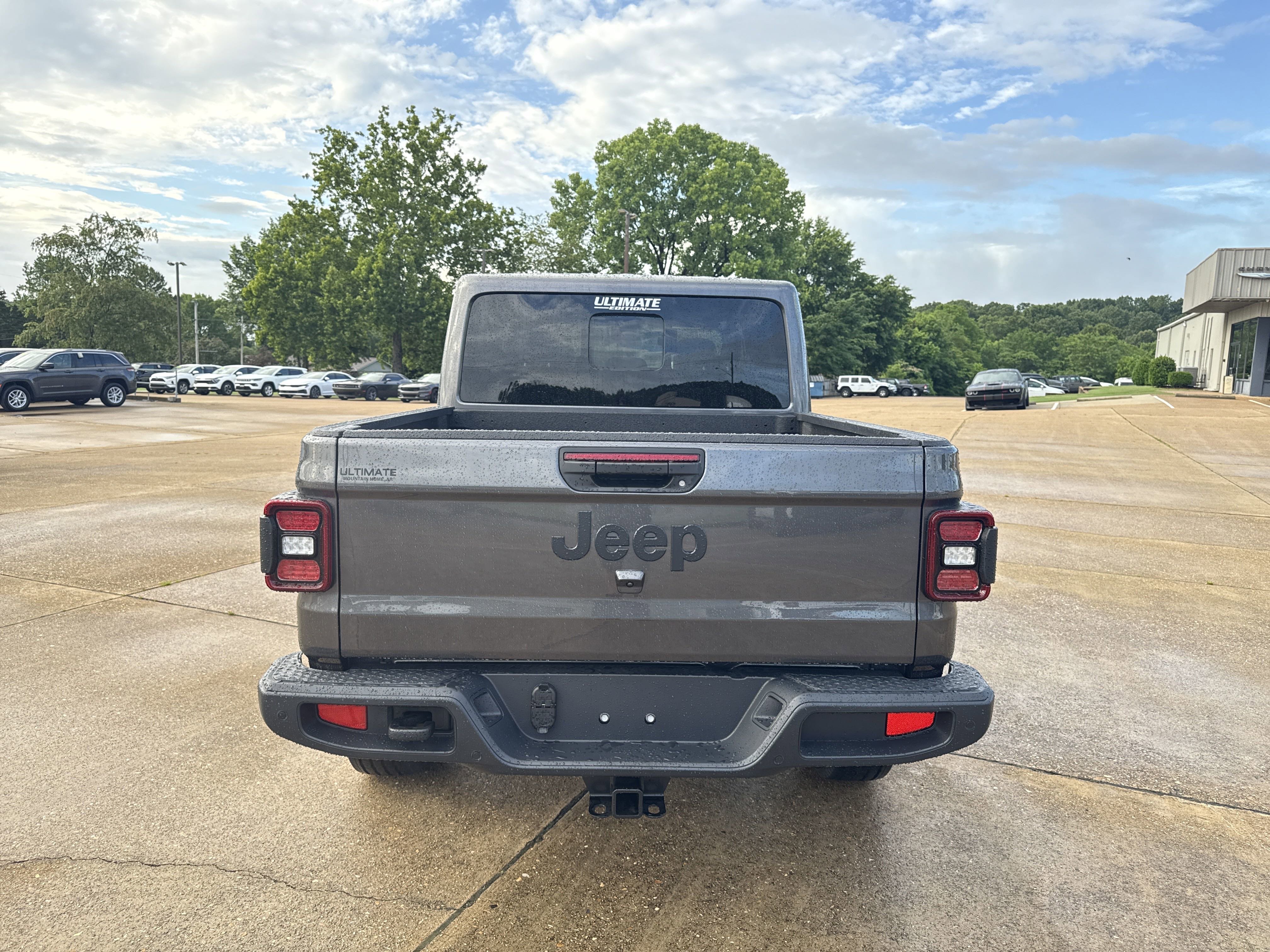 New 2025 Jeep Gladiator Sport w/ Premium Package image 6