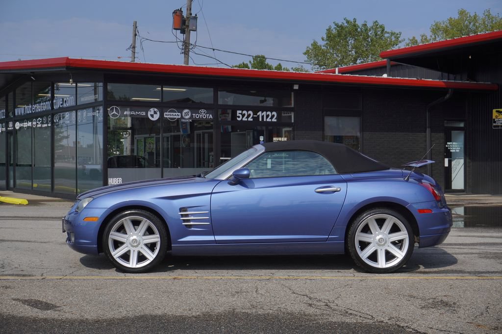 Used 2005 Chrysler Crossfire Limited RWD image 8