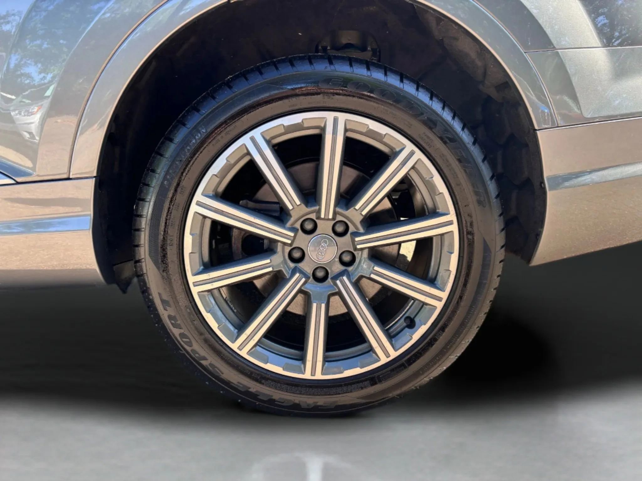 Used 2018 Audi Q7 2.0T Premium Plus w/ Premium Plus Package AWD/4WD image 43