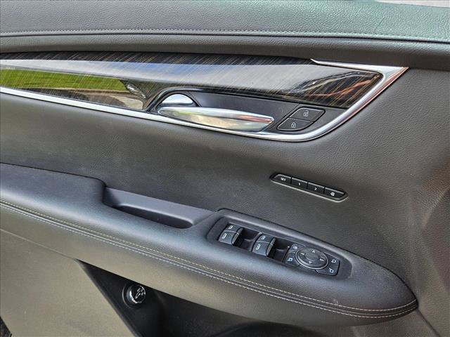 Used 2020 Cadillac XT6 Premium Luxury FWD image 7