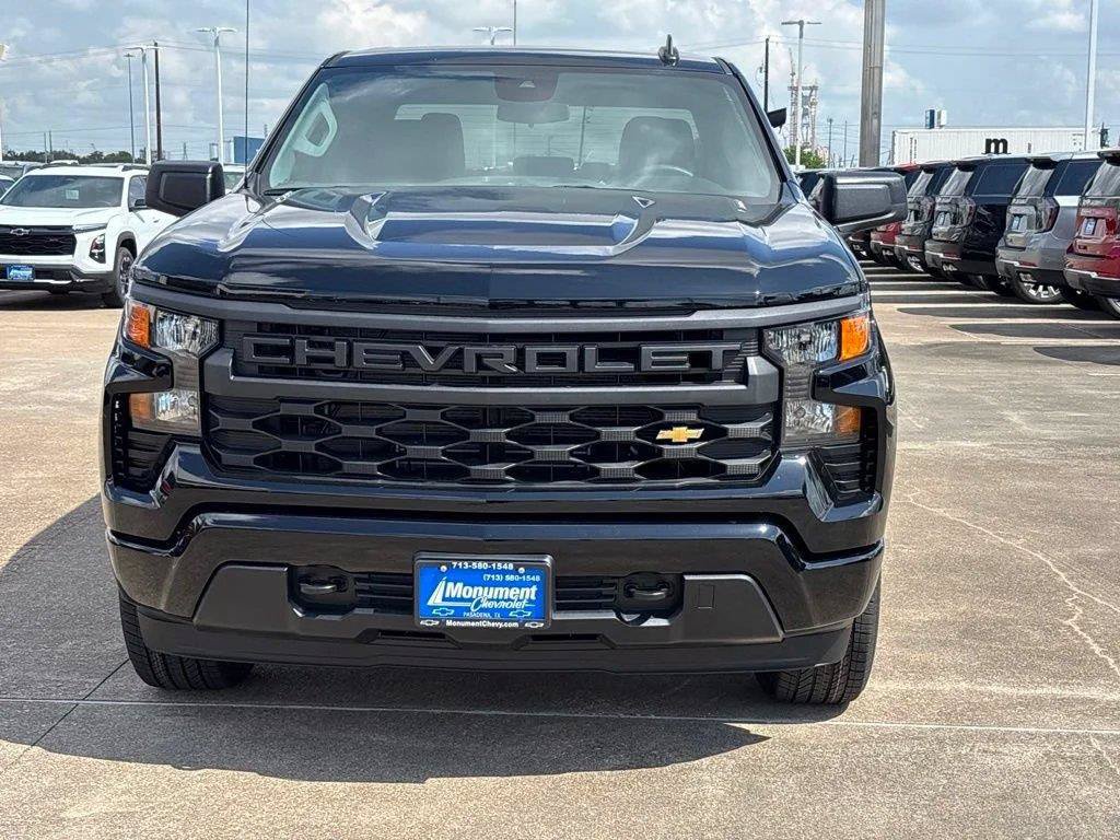 New 2026 Chevrolet Silverado 1500 Custom RWD image 2