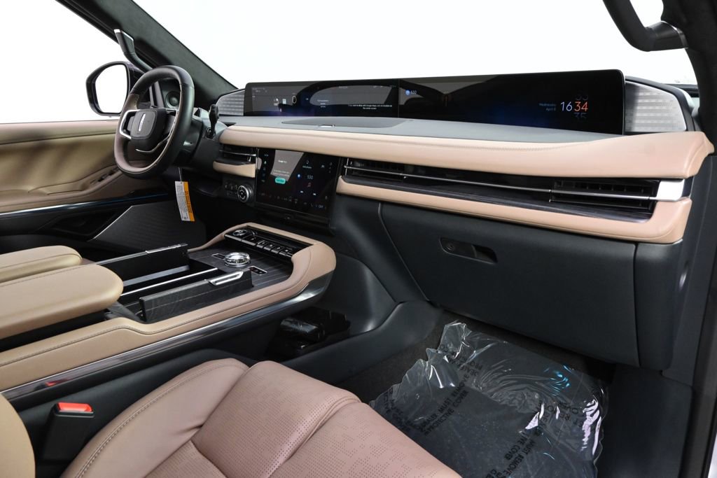 New 2026 Lincoln Navigator Black Label image 15