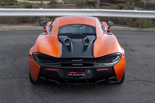 Used 2016 McLaren 570S Coupe RWD image 12