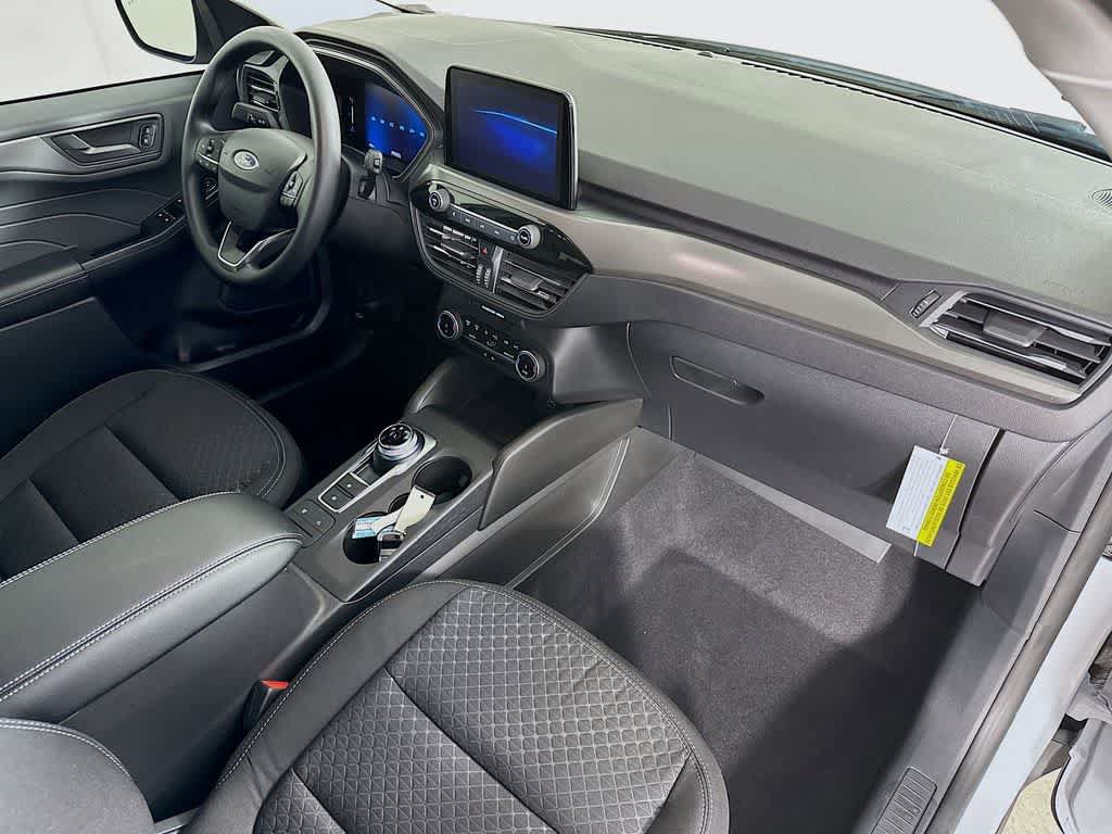 New 2026 Ford Escape Active FWD image 32