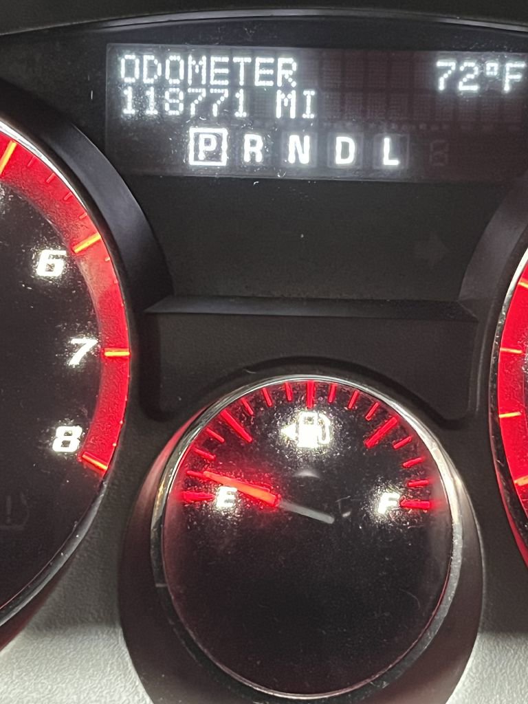 Used 2010 GMC Acadia SLE AWD/4WD image 10