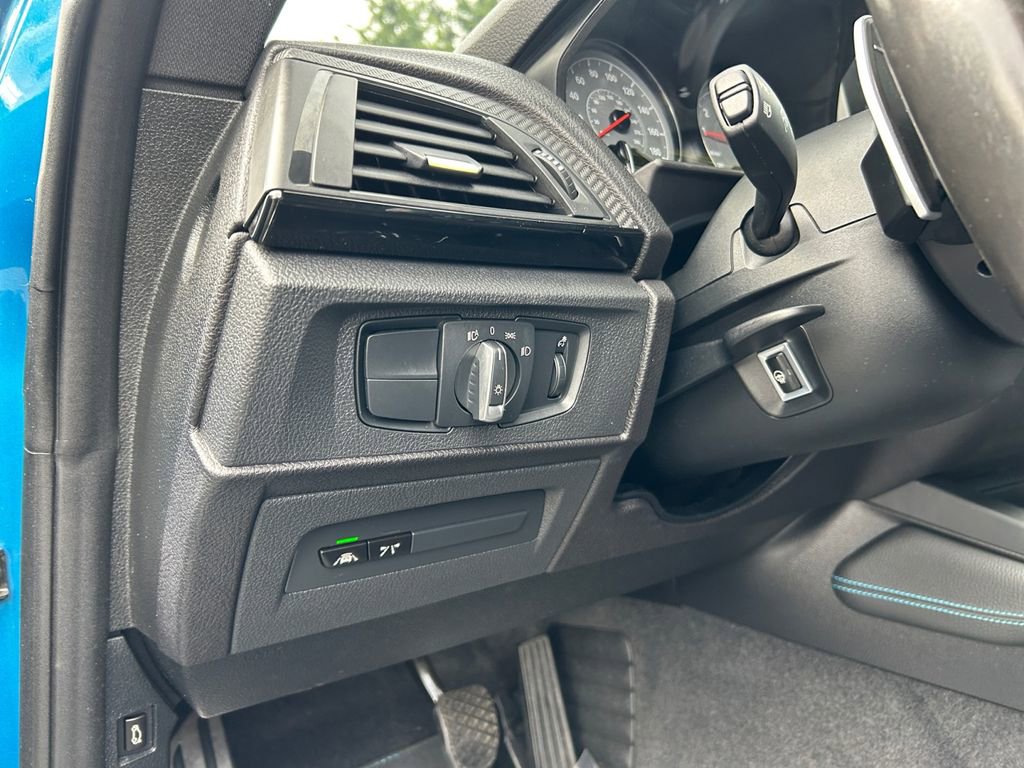 Used 2017 BMW M2 image 21