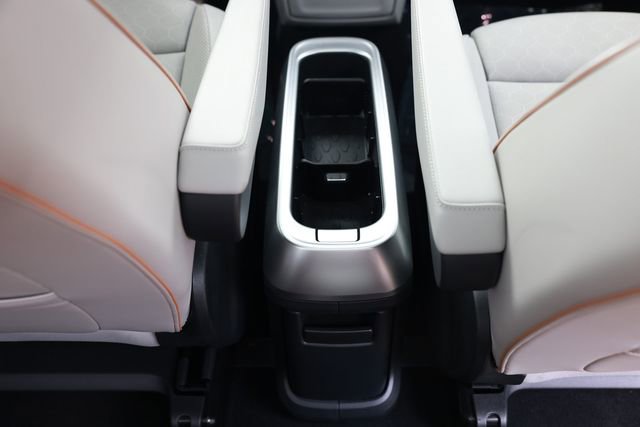 Used 2025 Volkswagen ID. Buzz 1st Edition RWD image 49
