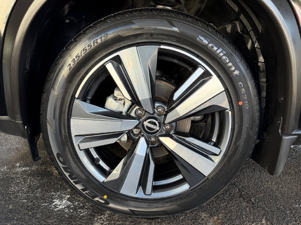 Used 2023 Nissan Rogue Platinum w/ Platinum Premium Package FWD image 43