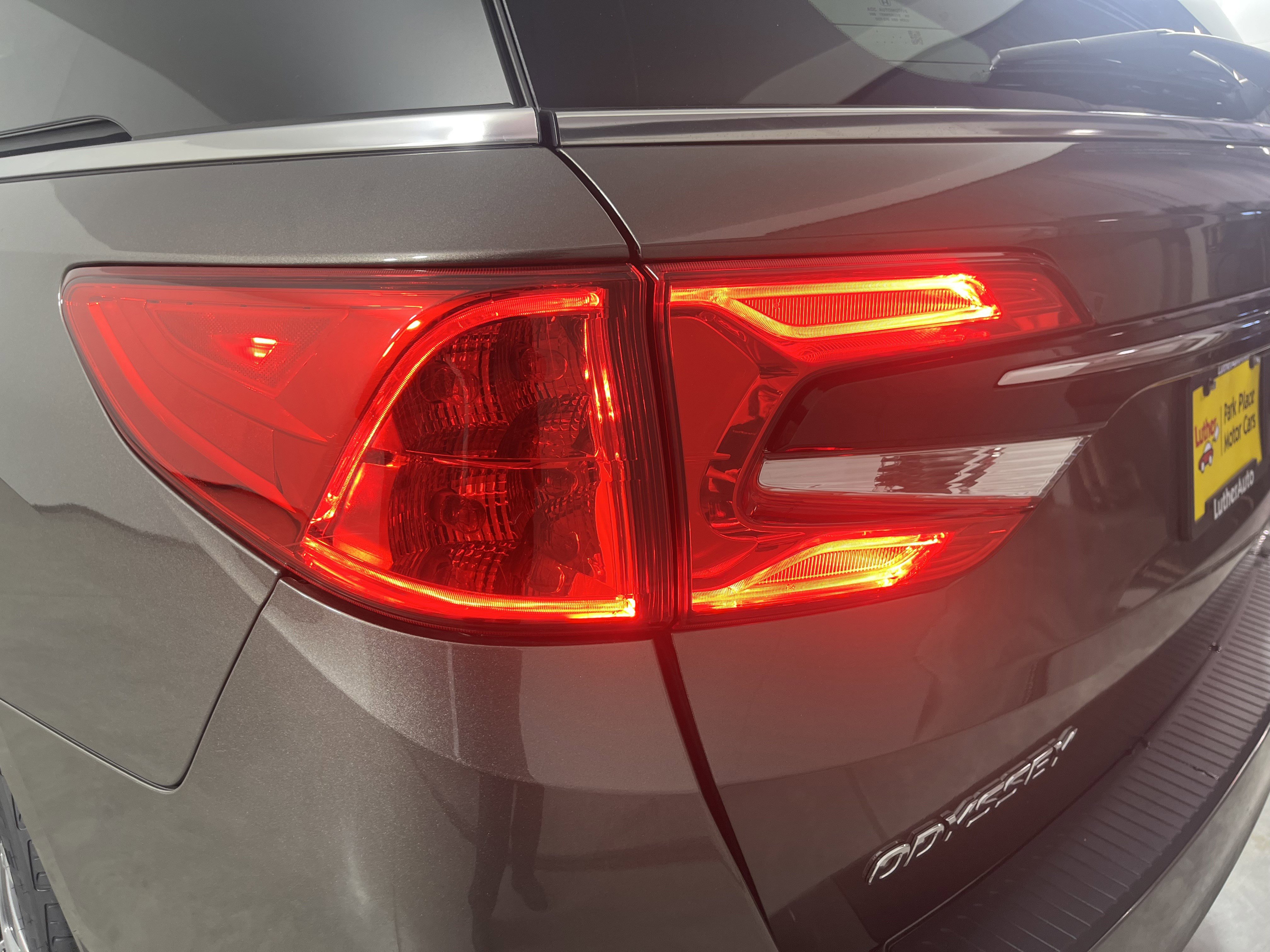 Used 2022 Honda Odyssey EX-L image 27