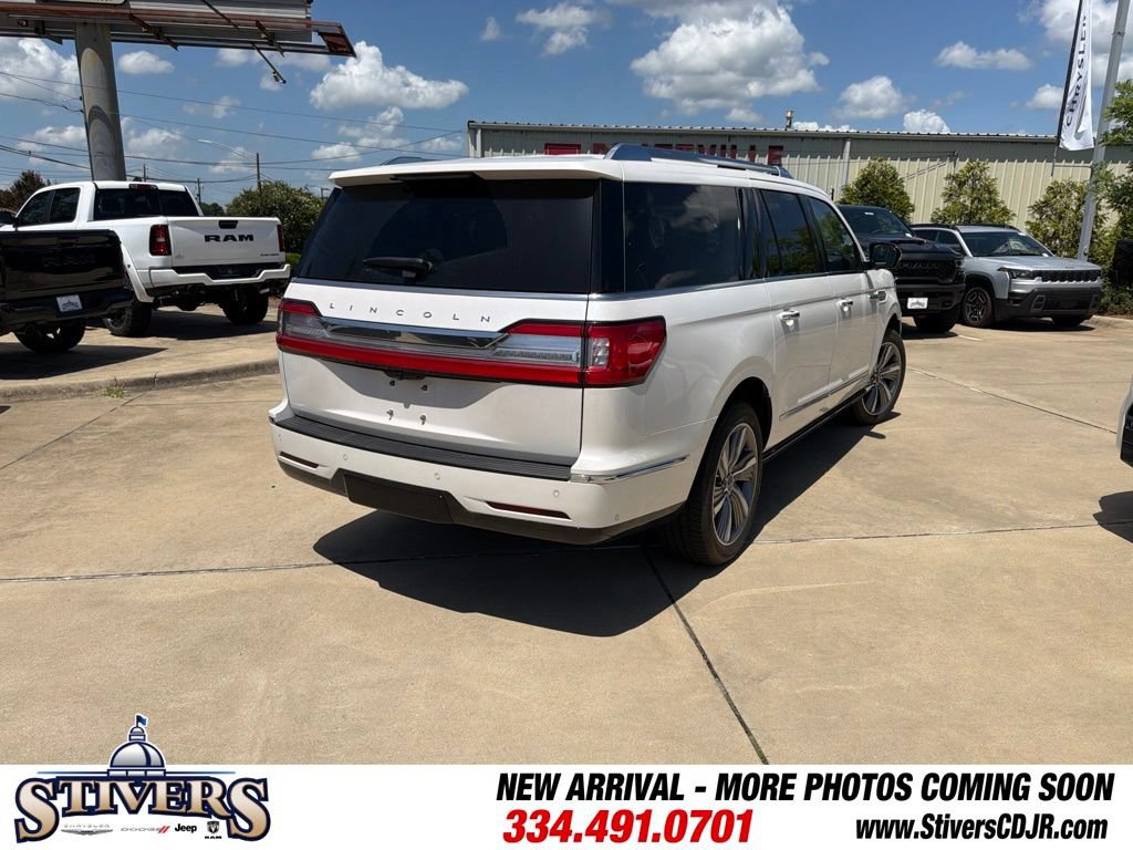 Used 2018 Lincoln Navigator L Reserve w/ Technology Package AWD/4WD image 9