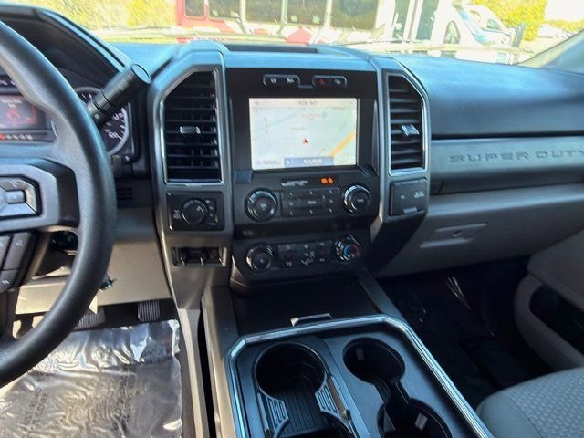 Used 2021 Ford F350 XLT w/ XLT Premium Package image 9