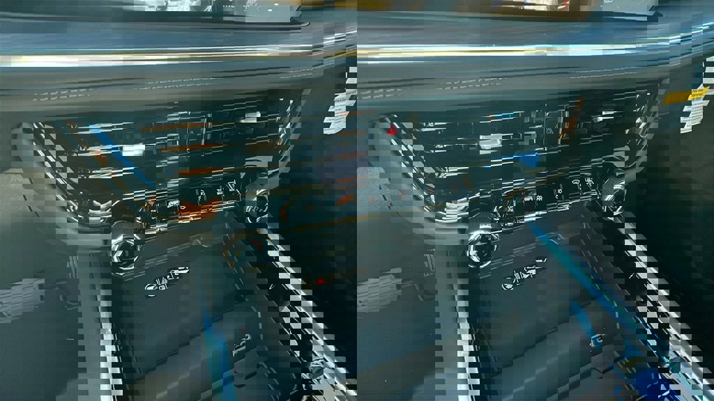 New 2026 Chevrolet Tahoe LT image 27