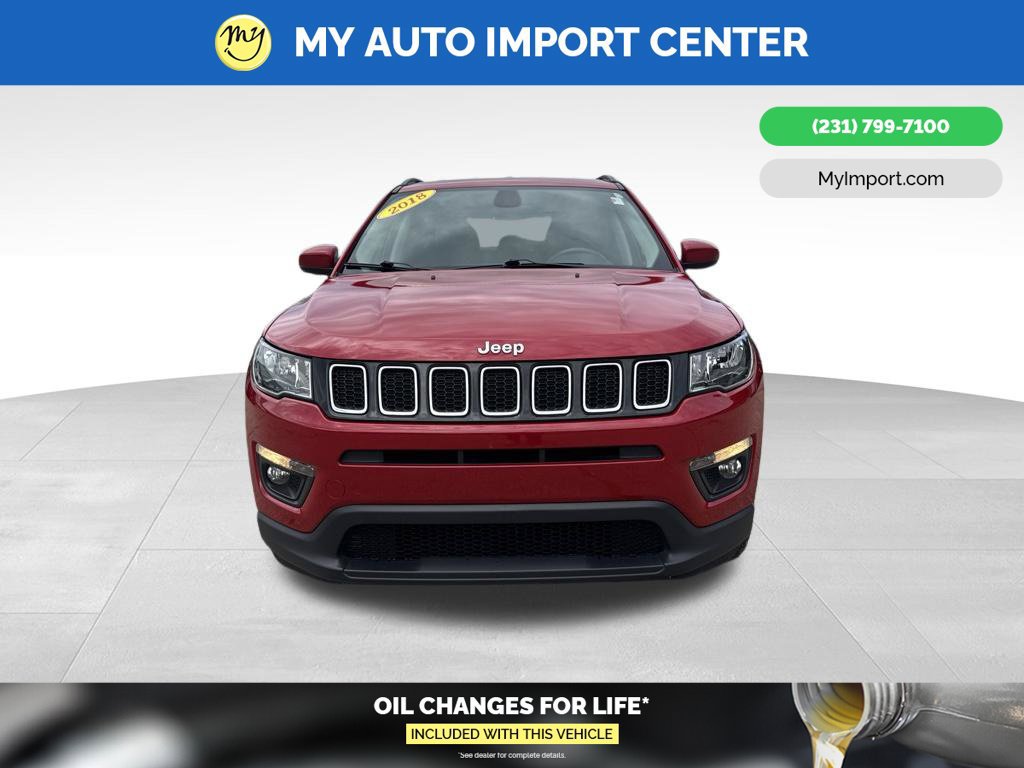 Used 2018 Jeep Compass Latitude w/ Popular Equipment Group AWD/4WD image 2