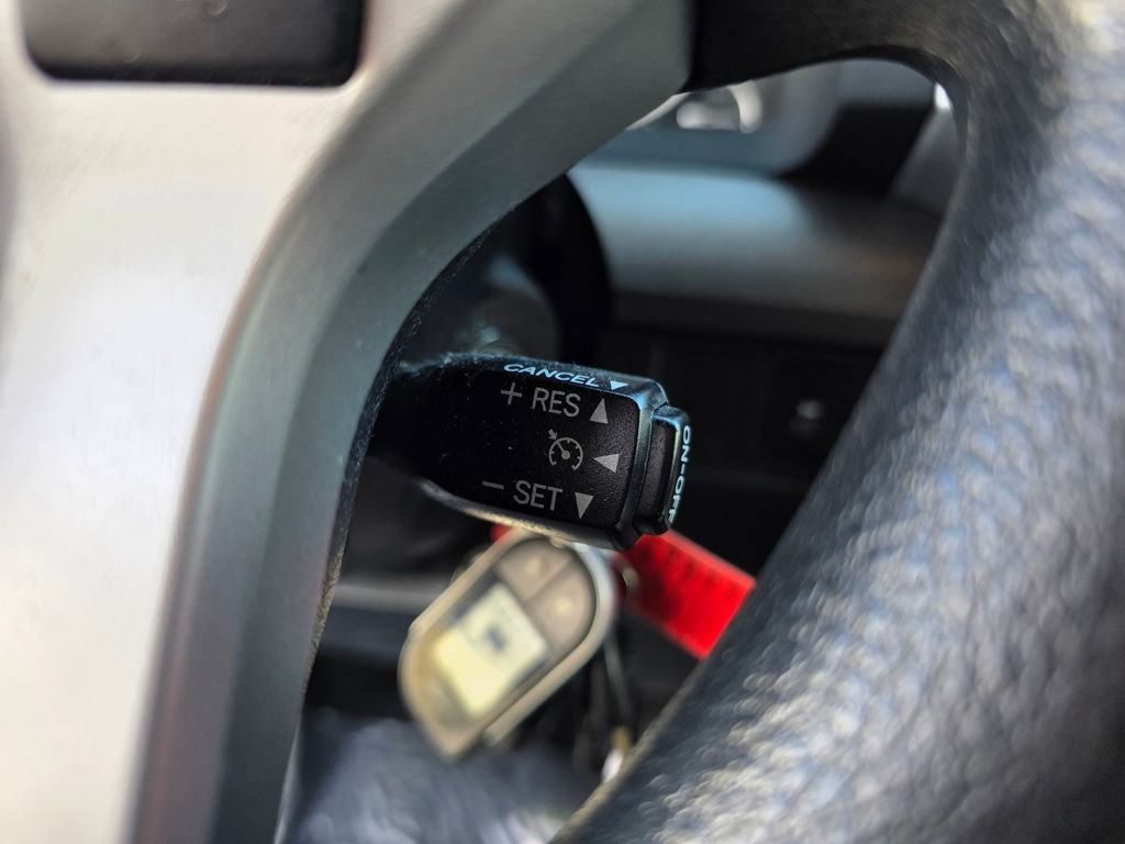 Used 2017 Toyota Tundra SR5 w/ SR5 Upgrade Package image 13