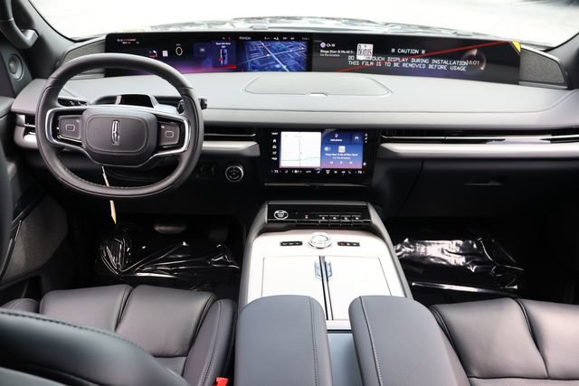 New 2027 Lincoln Navigator Reserve w/ Jet Appearance Package AWD/4WD image 15