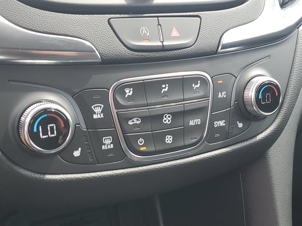Used 2024 Chevrolet Equinox LT AWD/4WD image 16