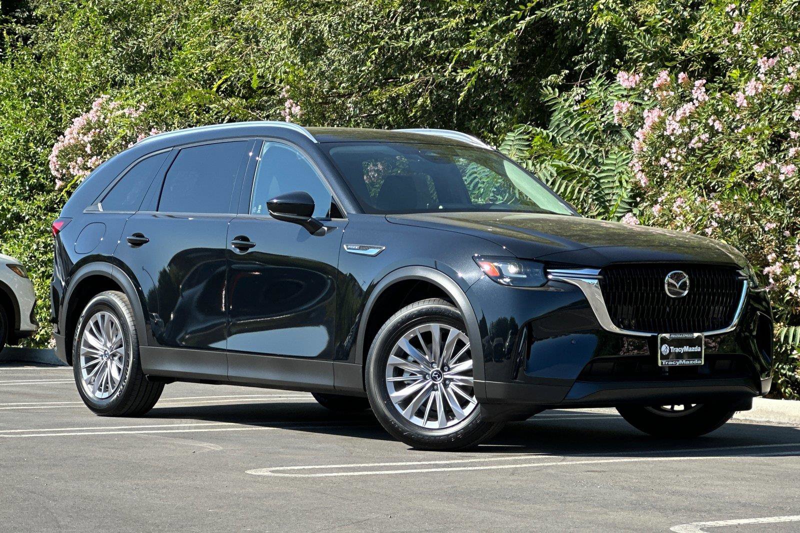 New 2025 MAZDA CX-90 Plug-In Hybrid w/ Preferred image 2