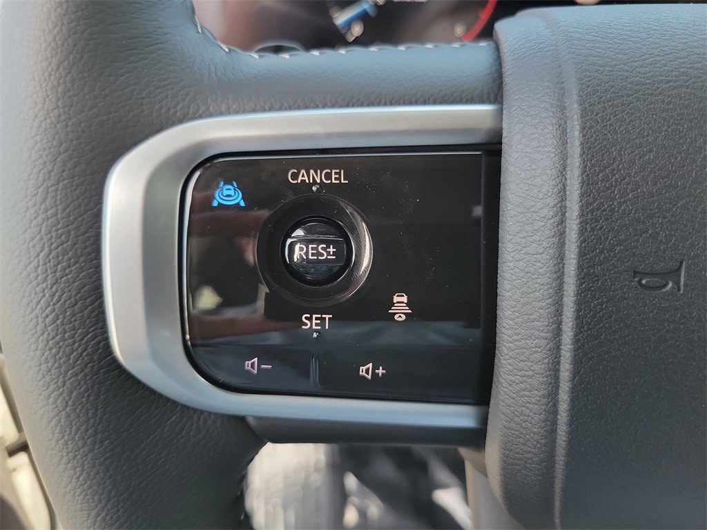 New 2026 Nissan Armada SV image 5