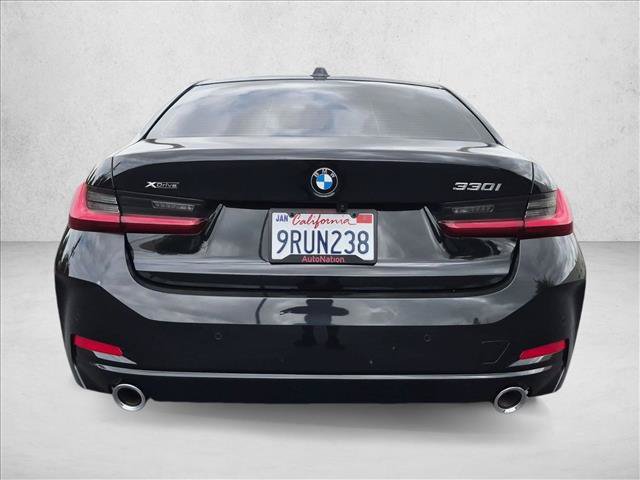 Used 2025 BMW 330i xDrive Sedan w/ Convenience Package AWD/4WD image 7