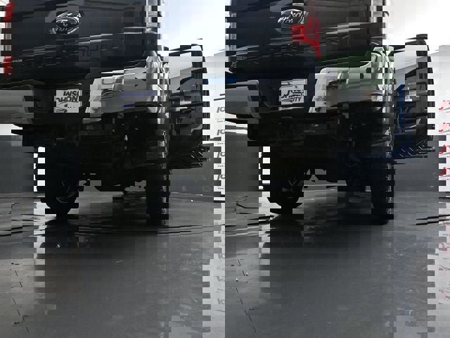 Used 2019 Ford F250 Lariat w/ Tow Technology Bundle image 43