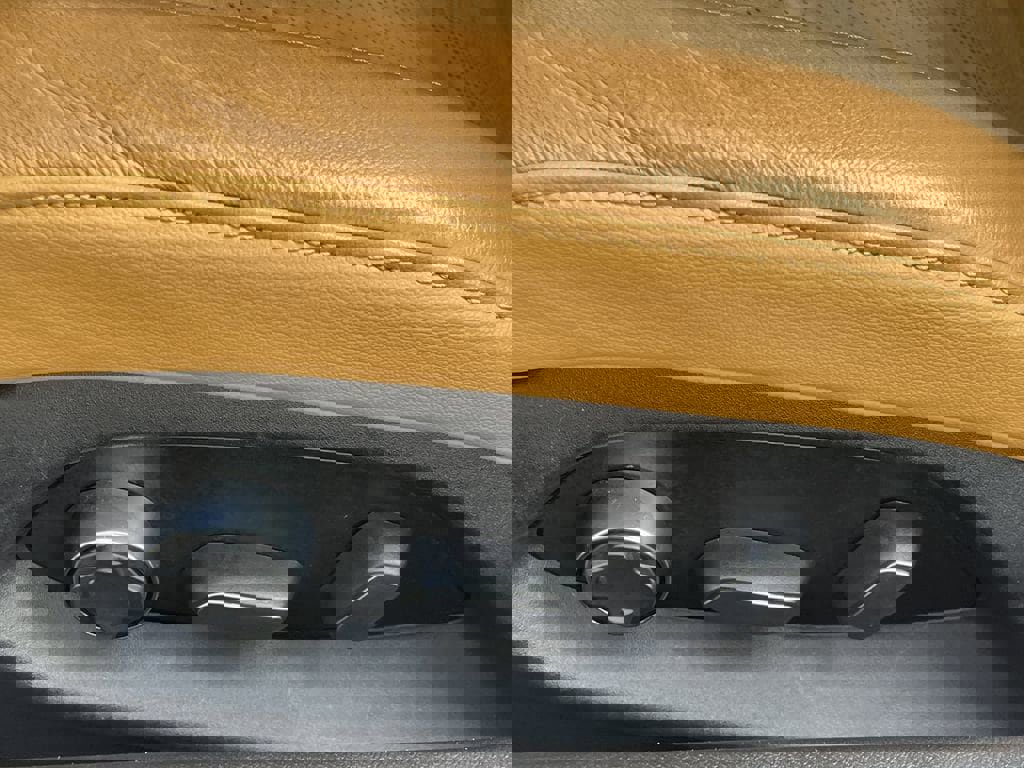 Certified 2021 Chevrolet Corvette Stingray Premium Conv w/ Battery Protection Package image 18