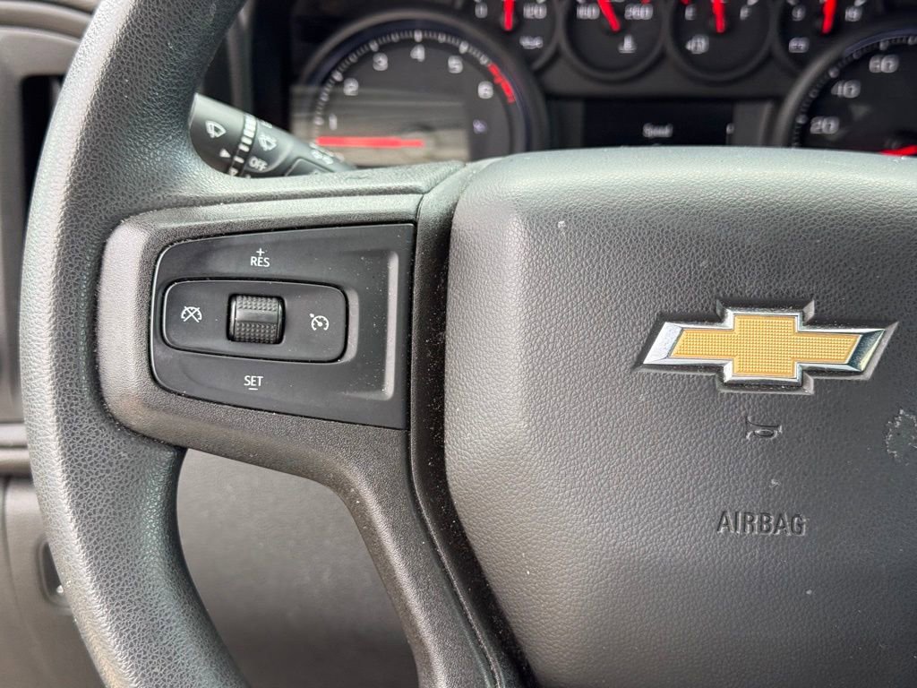 Used 2020 Chevrolet Silverado 1500 Custom w/ Custom Value Package AWD/4WD image 16
