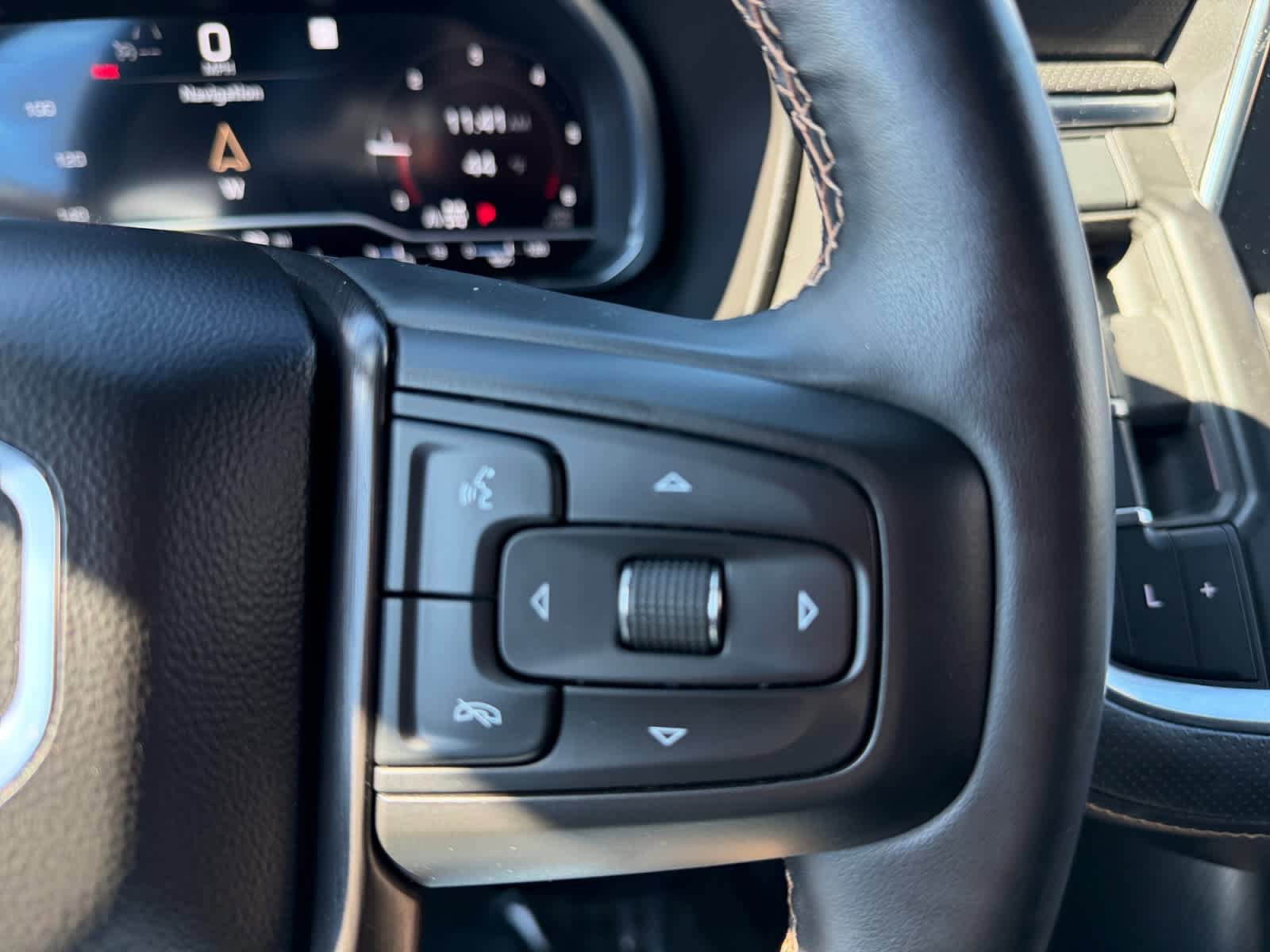 Used 2023 GMC Yukon AT4 w/ AT4 Premium Package image 42