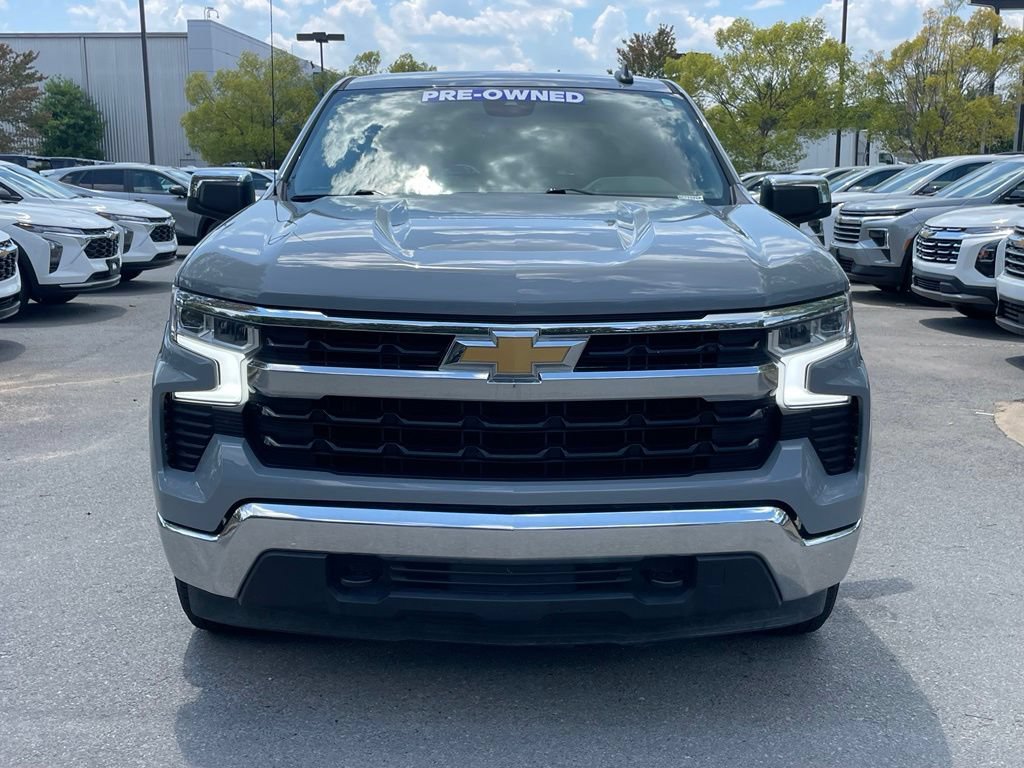 Used 2024 Chevrolet Silverado 1500 LT AWD/4WD image 2