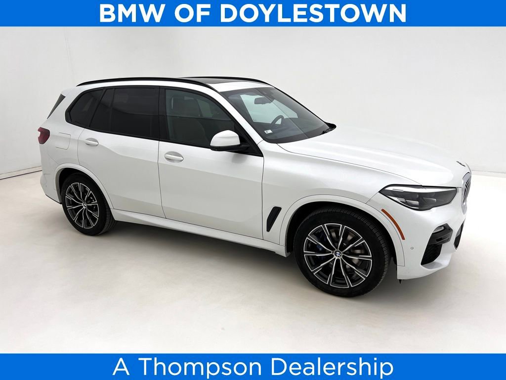 Used 2021 BMW X5 xDrive40i w/ M Sport Package image 1