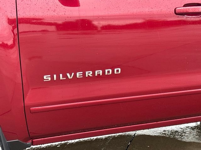 Used 2018 Chevrolet Silverado 1500 LT w/ All Star Edition AWD/4WD image 11