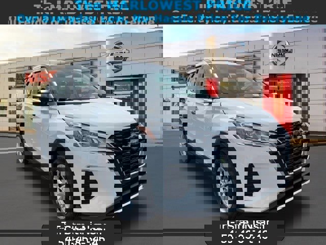 New 2025 Nissan Kicks Play S