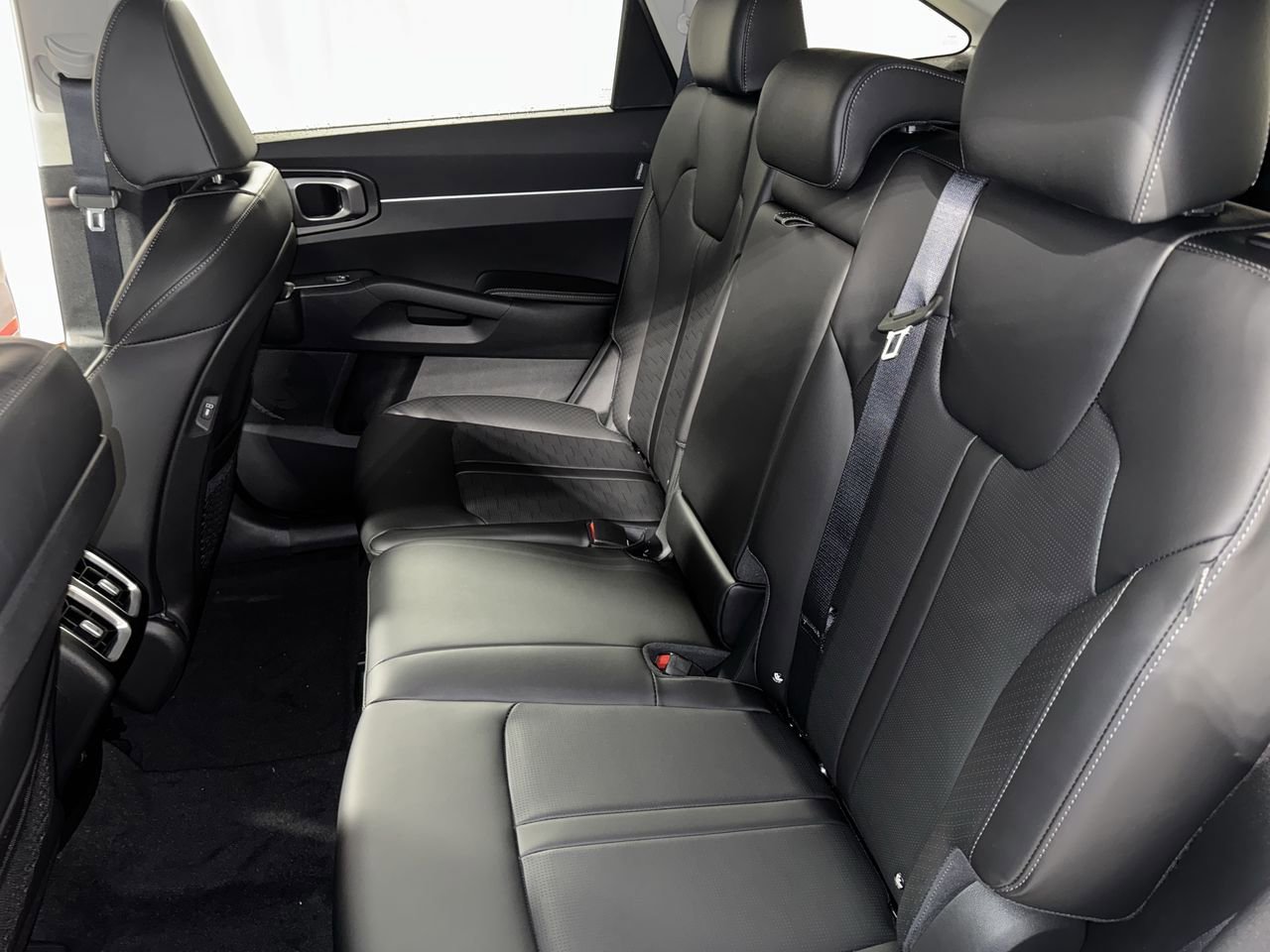 New 2026 Kia Sorento S image 29