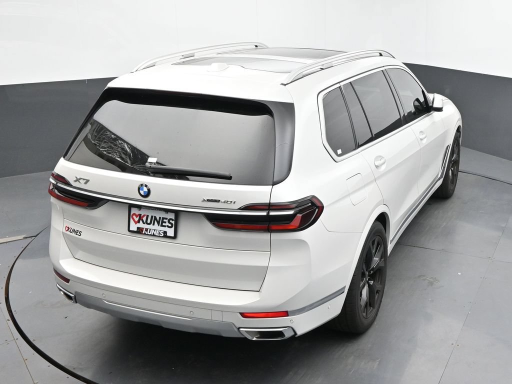 Used 2023 BMW X7 xDrive40i AWD/4WD image 30