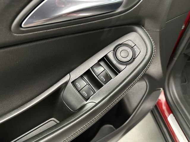 Used 2022 Buick Encore GX Preferred w/ Cold Weather Comfort Package image 19