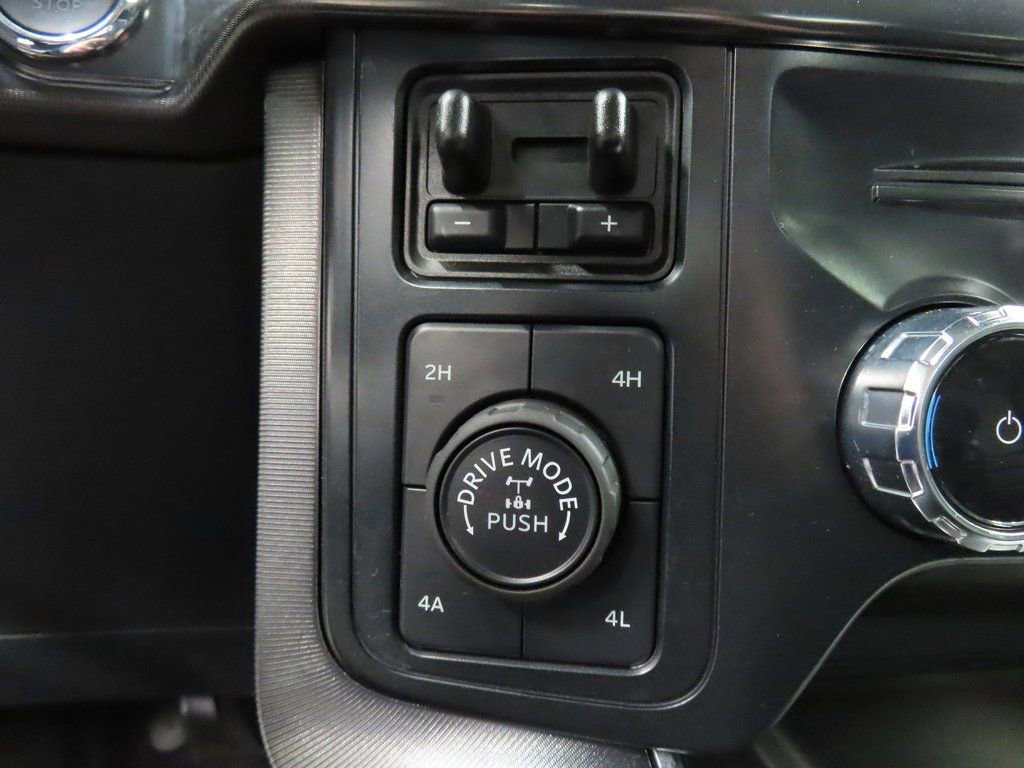 Used 2025 Ford F150 Platinum image 50