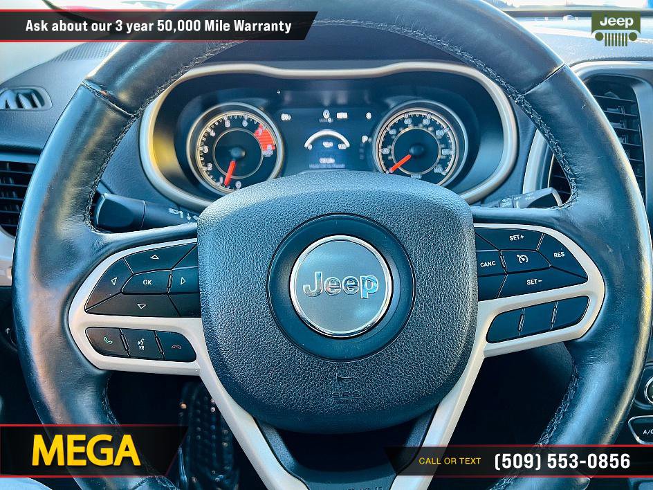 Used 2017 Jeep Cherokee Limited w/ Luxury Group image 23