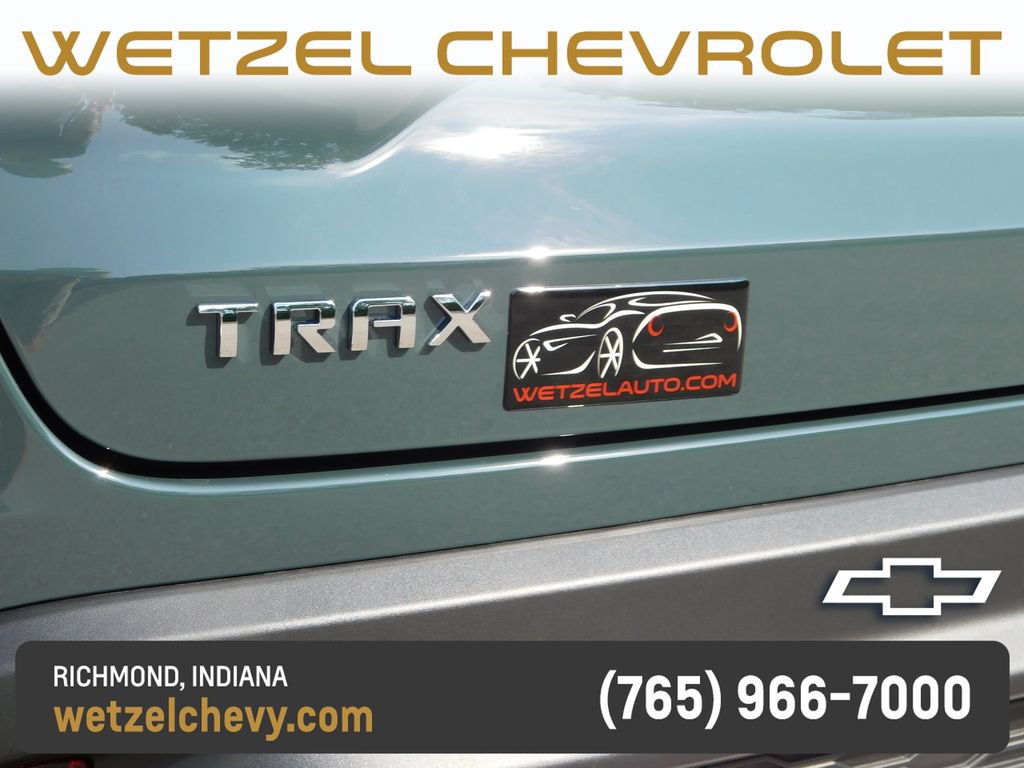 New 2026 Chevrolet Trax LT w/ Driver Confidence Package FWD image 35