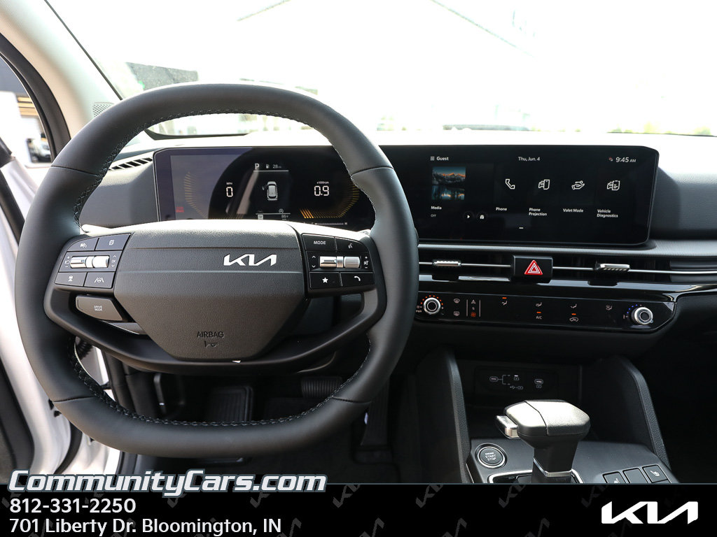 New 2026 Kia Sportage LX w/ LX Convenience Package FWD image 11