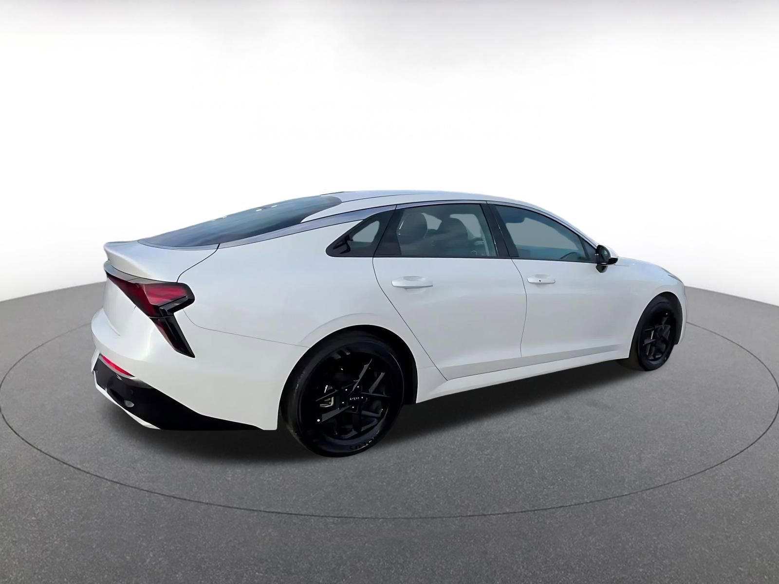 Used 2025 Kia K5 LXS image 14