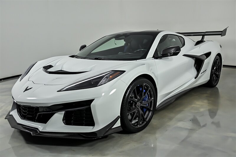 Used 2026 Chevrolet Corvette ZR1X AWD/4WD image 5