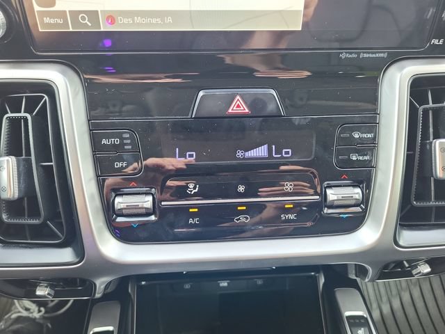 Certified 2022 Kia Sorento S w/ Panoramic Sunroof Package AWD/4WD image 26
