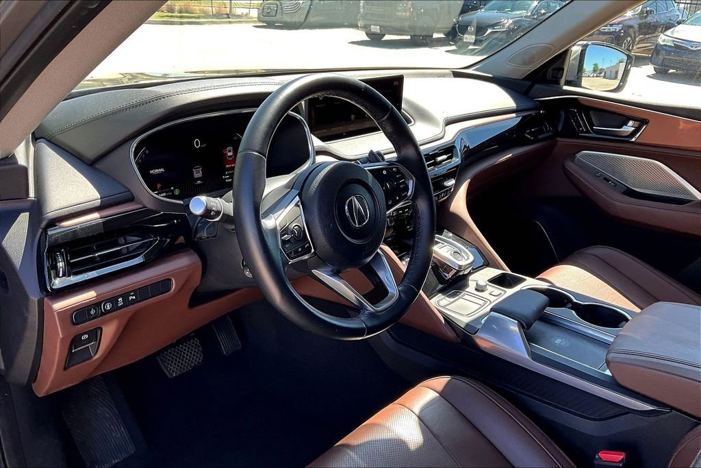 Certified 2023 Acura MDX FWD w/ Technology Package image 15