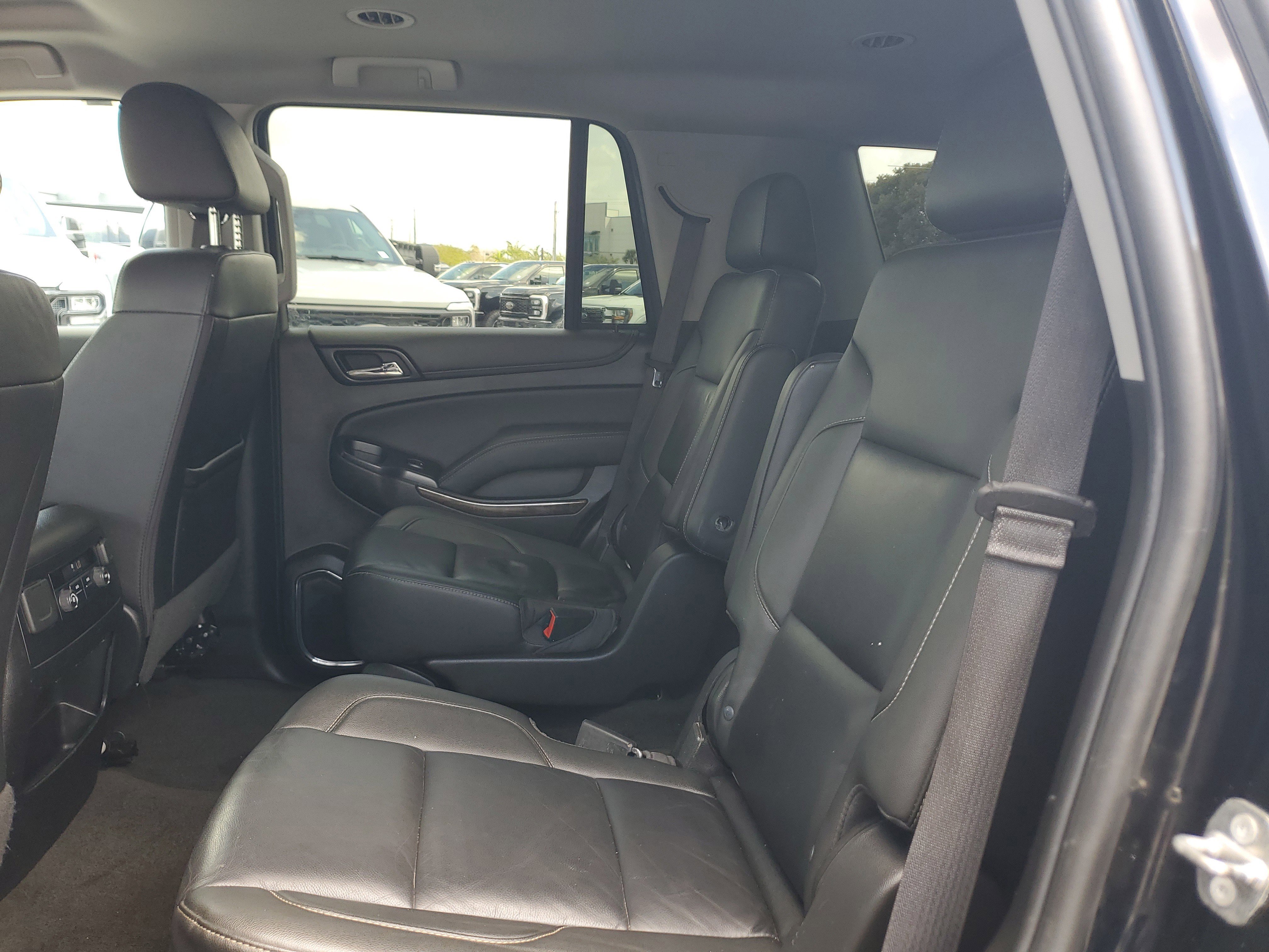 Used 2018 Chevrolet Tahoe LT AWD/4WD image 14