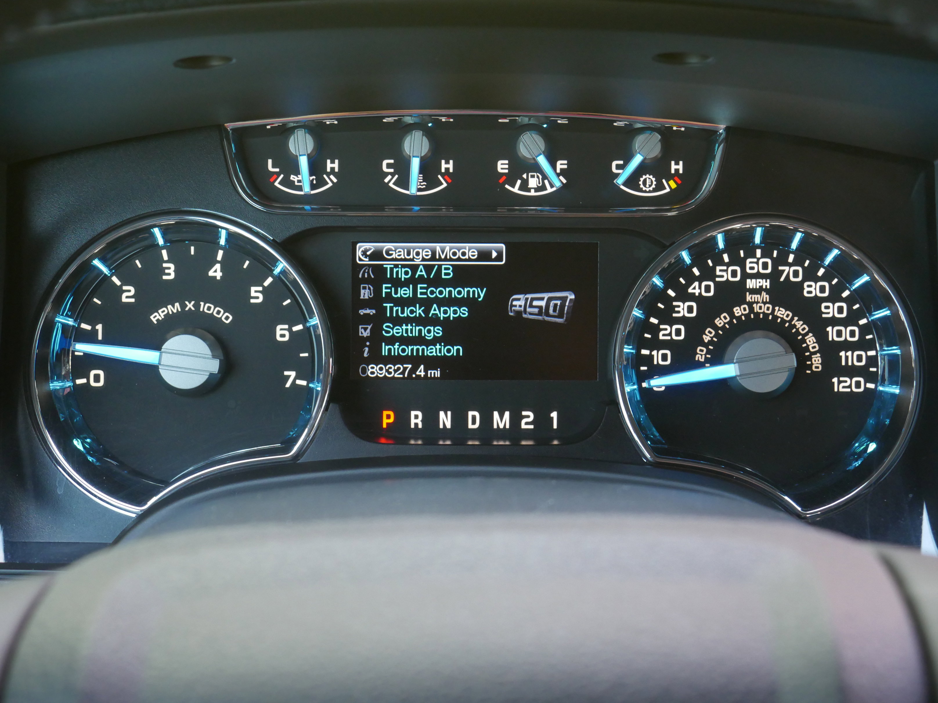 Used 2014 Ford F150 Lariat w/ Equipment Group 502A Luxury AWD/4WD image 8