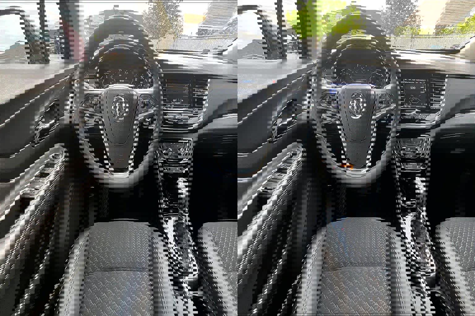 Used 2022 Buick Encore Preferred w/ Safety Package image 6